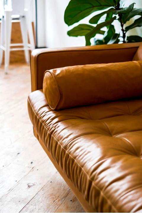 Close-up adjustable armrest